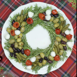 Holiday Antipasto Wreath